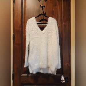 Jessica Simpson Super Soft Fuzzy White V-Neck Sweater